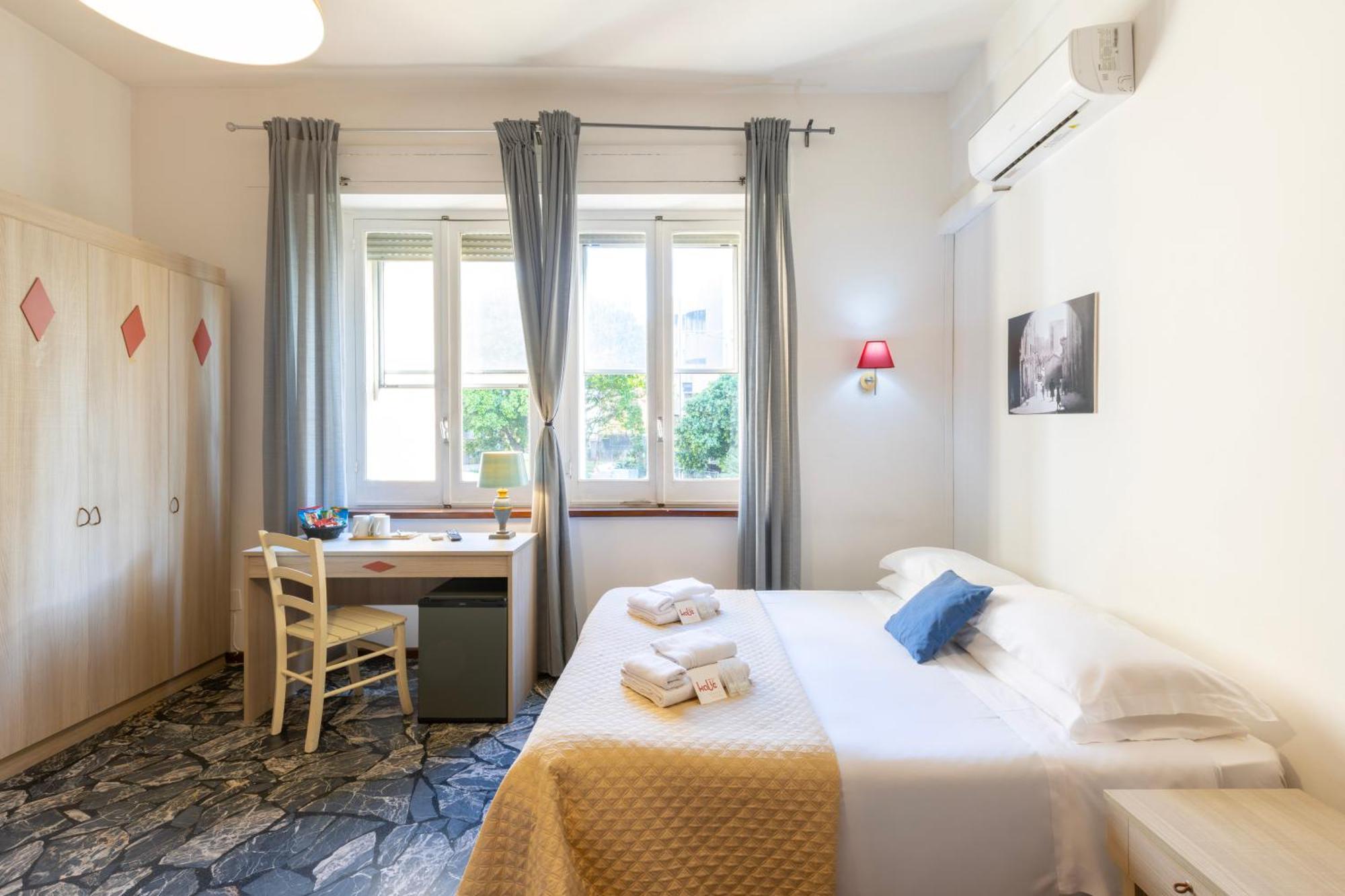 Kalie Rooms Guest House Cagliari Eksteriør billede
